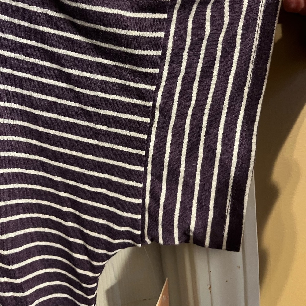 Ladies plus size top.